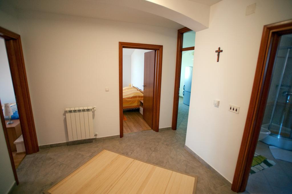 Apartments Marinic 普利莫顿 客房 照片